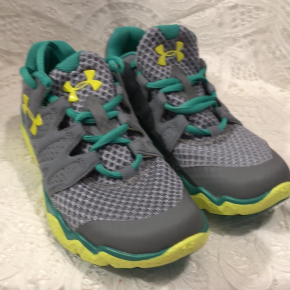 Under Armour Sneakers - Picture 2 of 6